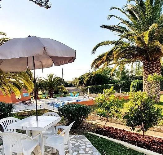 ゲストハウス Belinha -