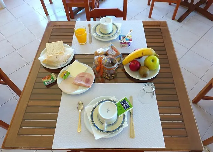 ゲストハウス Belinha -