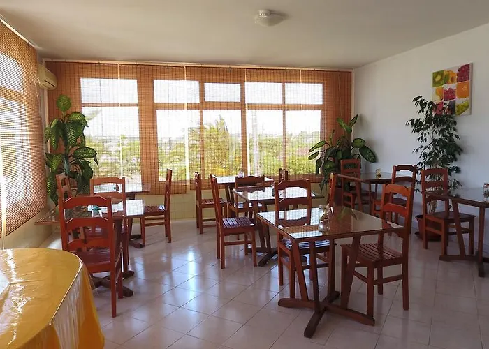 ゲストハウス Belinha - 2*